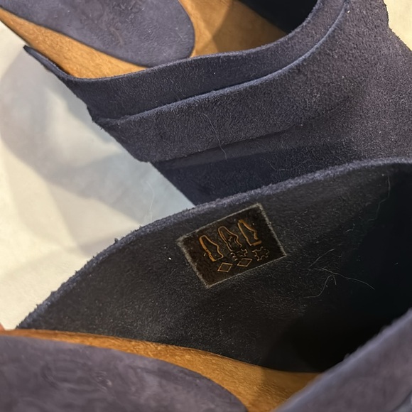 Suede Clogs with Wood Platform Sole - Picture 7 of 7